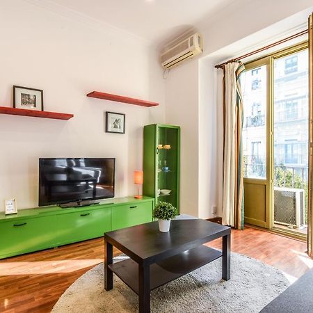 شقة مدريد  في Apartamento Puente De Segovia المظهر الخارجي الصورة