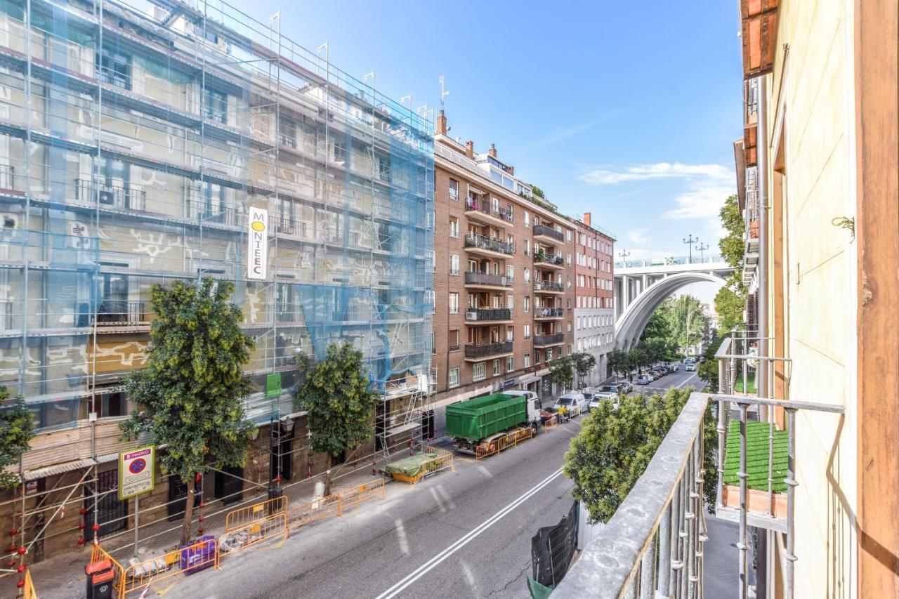 شقة مدريد  في Apartamento Puente De Segovia المظهر الخارجي الصورة